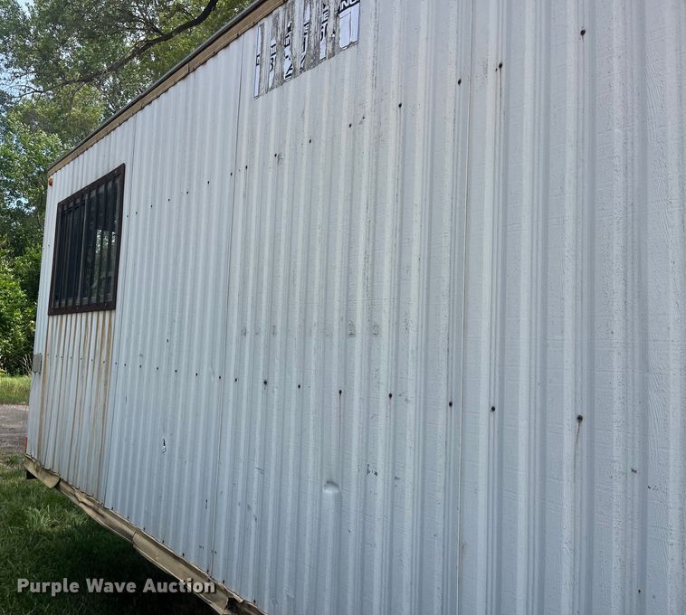 image for item EK8743 1998 Acton Jobsite trailer