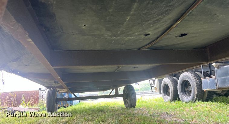 image for item EK8743 1998 Acton Jobsite trailer
