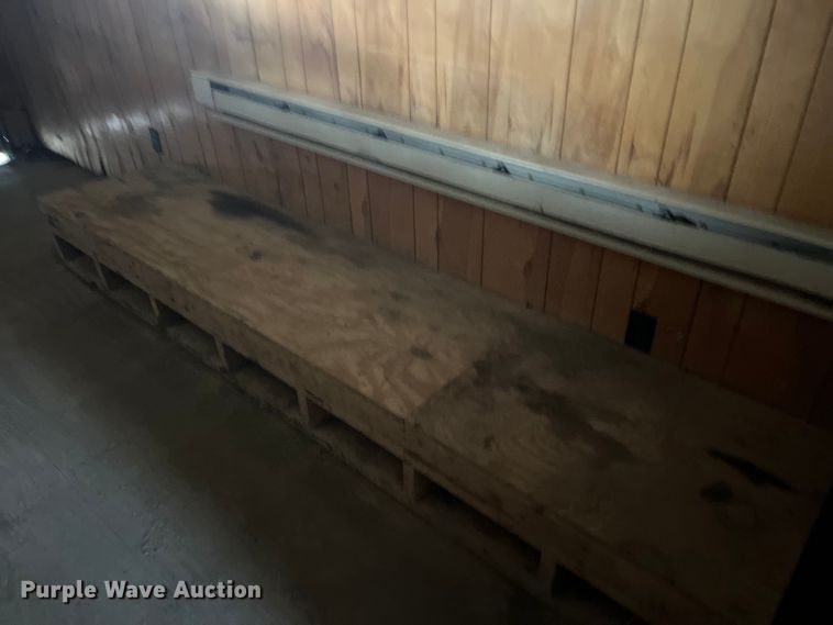 image for item EK8743 1998 Acton Jobsite trailer