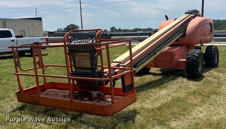 image for item EK8744 2007 JLG 600S boom lift