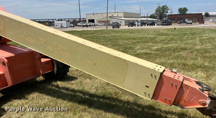 image for item EK8744 2007 JLG 600S boom lift