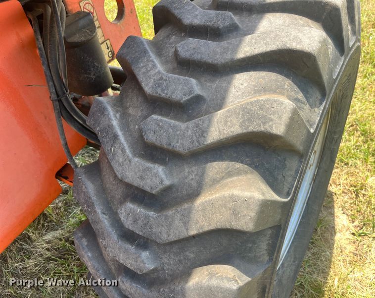 image for item EK8744 2007 JLG 600S boom lift