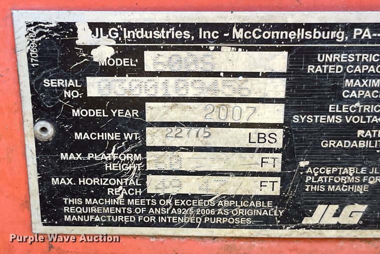 image for item EK8744 2007 JLG 600S boom lift