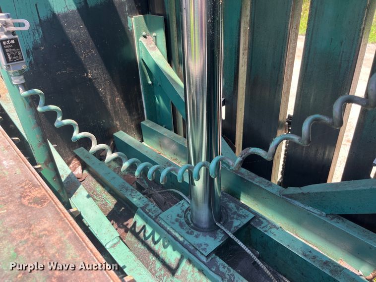 image for item EK8745 SELCO V5HD cardboard baler