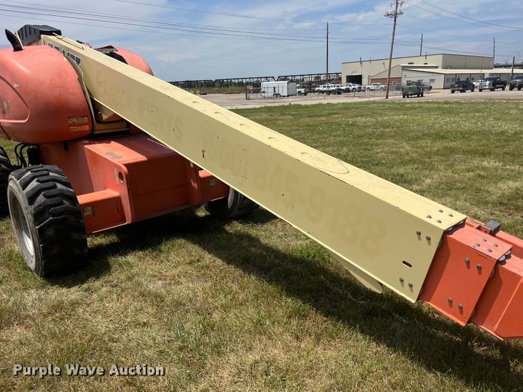 image for item EK8748 2007 JLG 660SJ boom lift