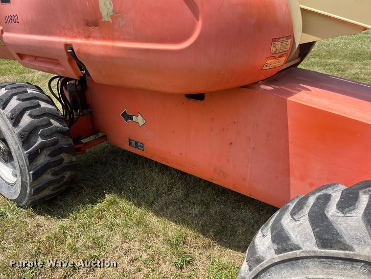 image for item EK8748 2007 JLG 660SJ boom lift