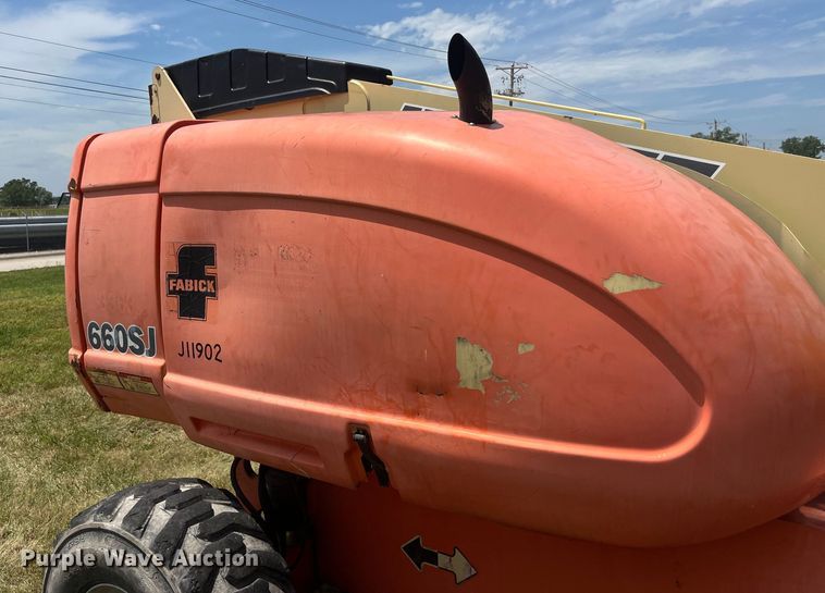 image for item EK8748 2007 JLG 660SJ boom lift