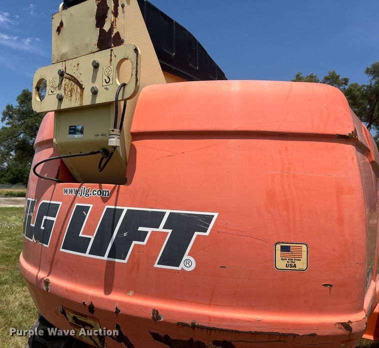 image for item EK8748 2007 JLG 660SJ boom lift