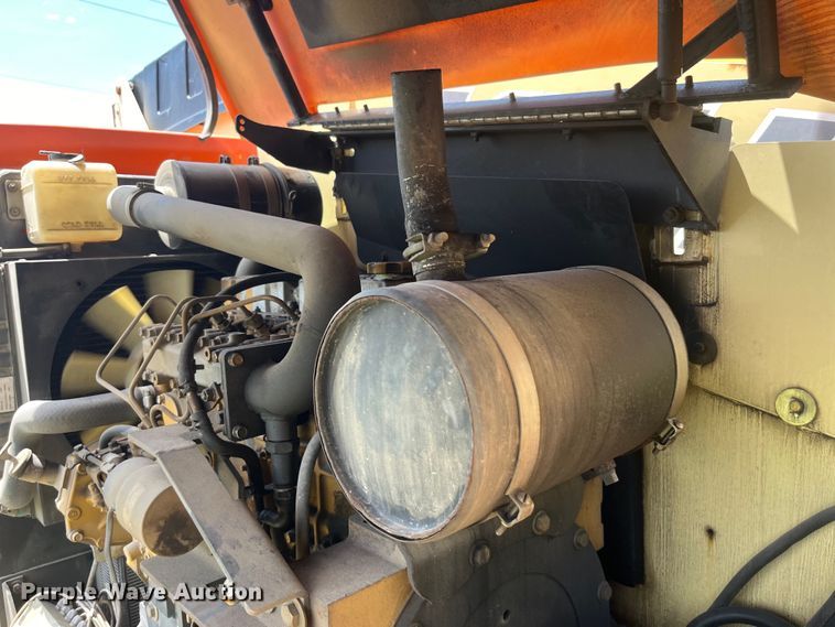 image for item EK8748 2007 JLG 660SJ boom lift