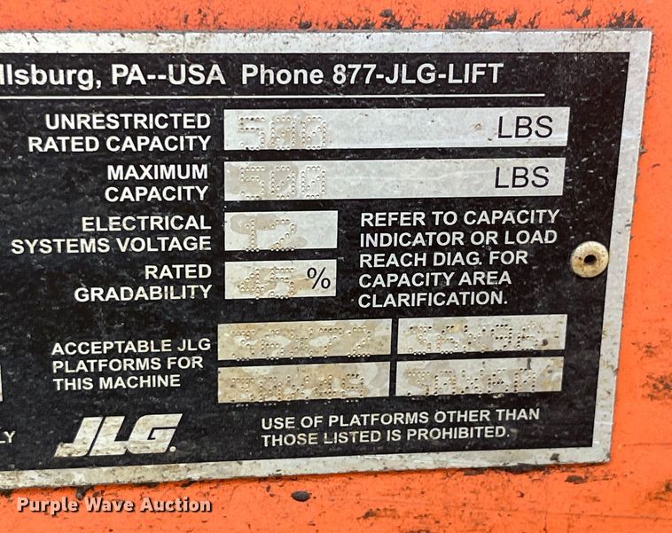 image for item EK8748 2007 JLG 660SJ boom lift