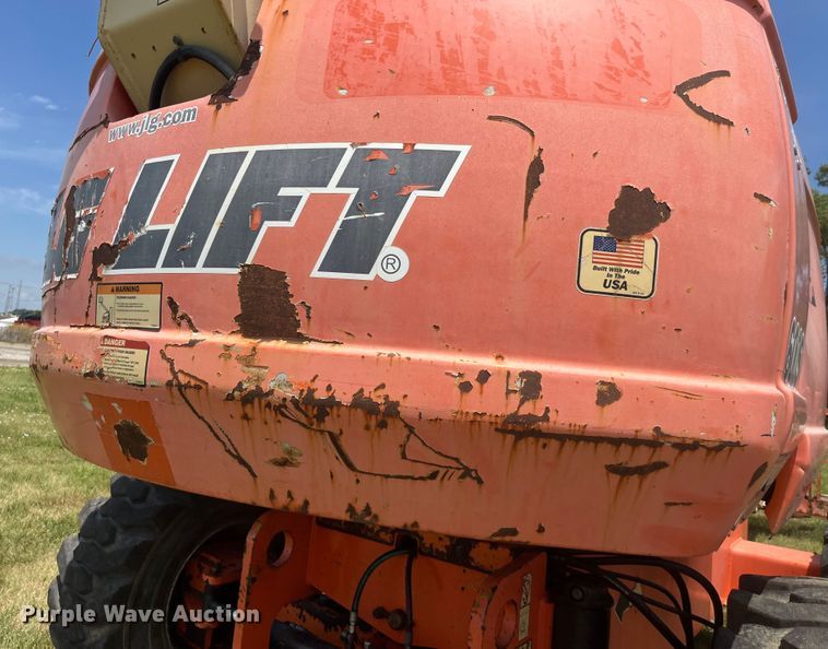 image for item EK8749 2007 JLG 600S boom lift