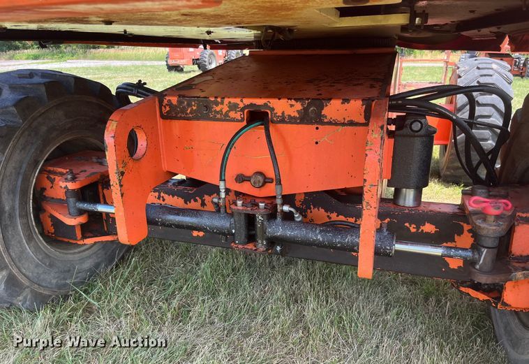 image for item EK8749 2007 JLG 600S boom lift