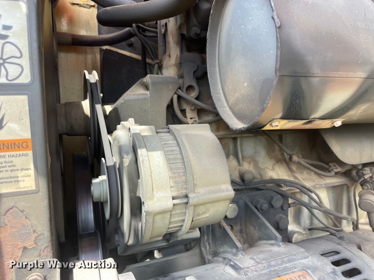 image for item EK8749 2007 JLG 600S boom lift