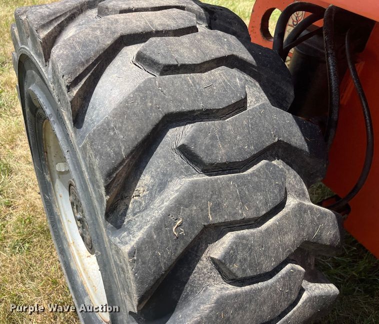 image for item EK8749 2007 JLG 600S boom lift