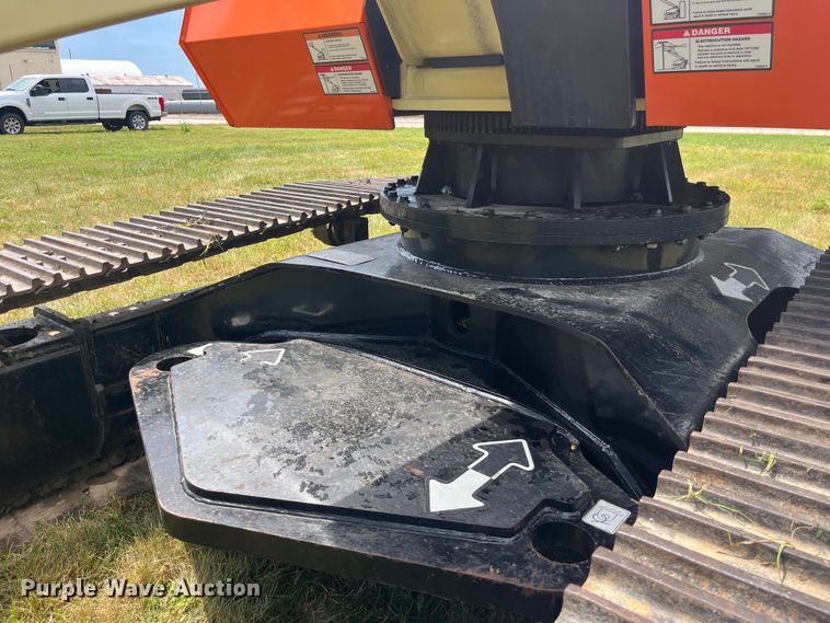 image for item EK8750 2002 JLG 660SJC boom lift