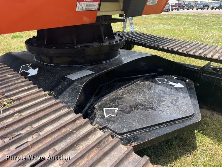 image for item EK8750 2002 JLG 660SJC boom lift