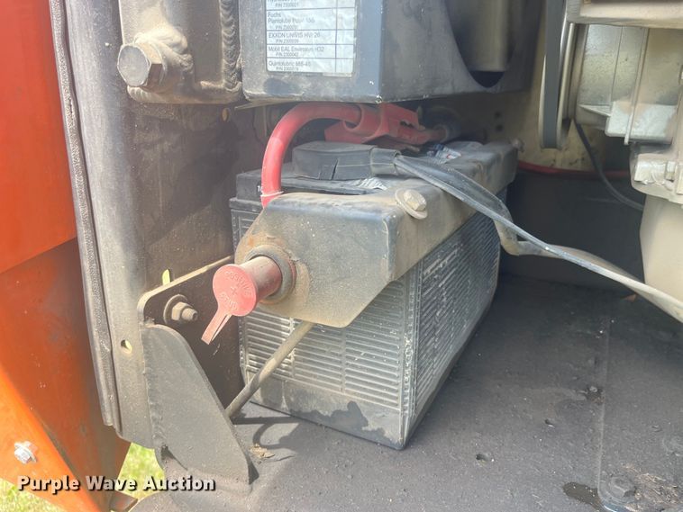 image for item EK8750 2002 JLG 660SJC boom lift