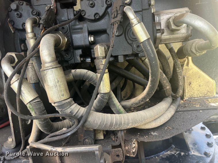 image for item EK8750 2002 JLG 660SJC boom lift