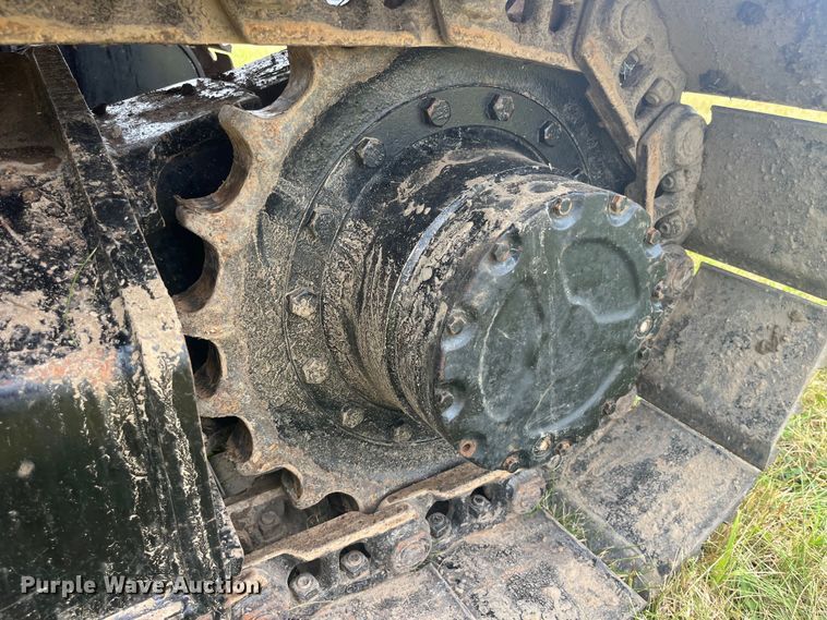 image for item EK8750 2002 JLG 660SJC boom lift