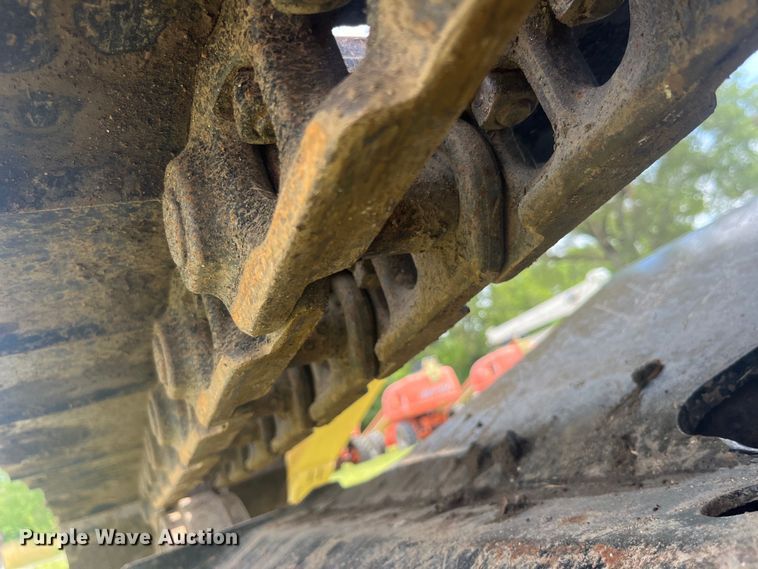 image for item EK8750 2002 JLG 660SJC boom lift