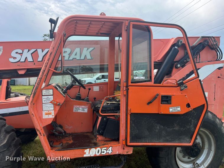 image for item EK8751 2005 Skytrak 10054 telehandler