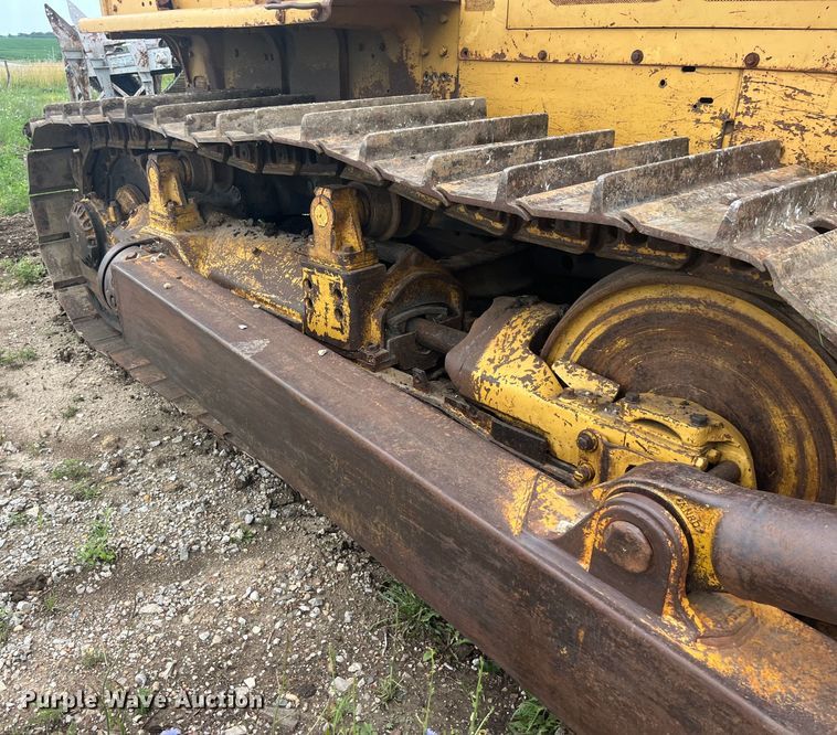 image for item EK8756 Caterpillar  D8H dozer