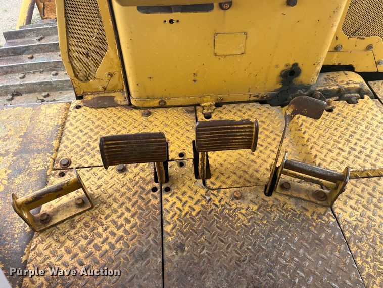 image for item EK8756 Caterpillar  D8H dozer