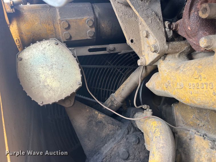 image for item EK8756 Caterpillar  D8H dozer