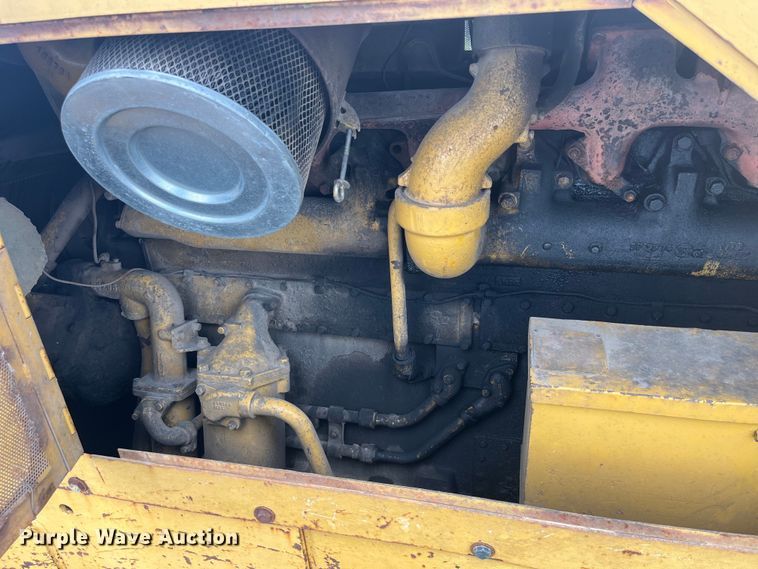 image for item EK8756 Caterpillar  D8H dozer