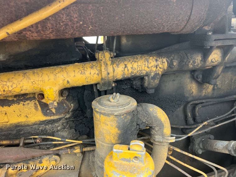 image for item EK8756 Caterpillar  D8H dozer