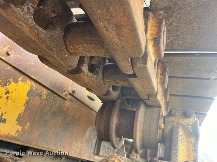 image for item EK8756 Caterpillar  D8H dozer