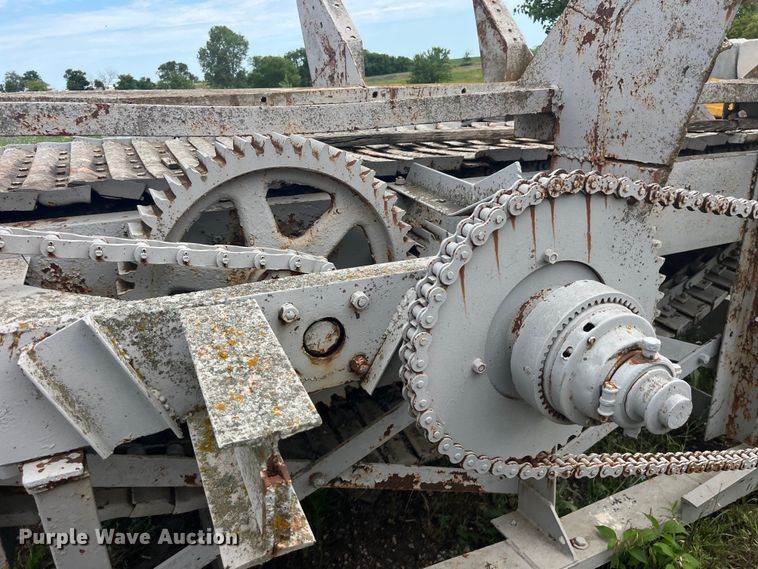 image for item EK8757 Cedar Rapids crusher feeder