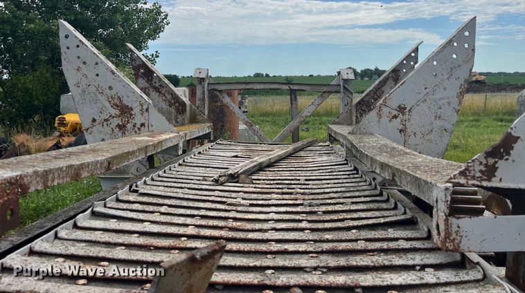 image for item EK8757 Cedar Rapids crusher feeder