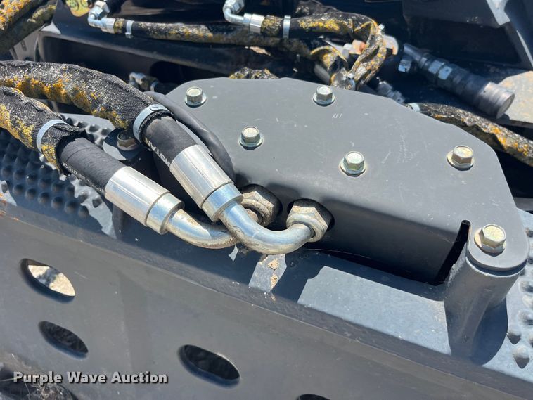 image for item EK8772 2015 Bobcat Dozer Blade 96 skid steer dozer blade