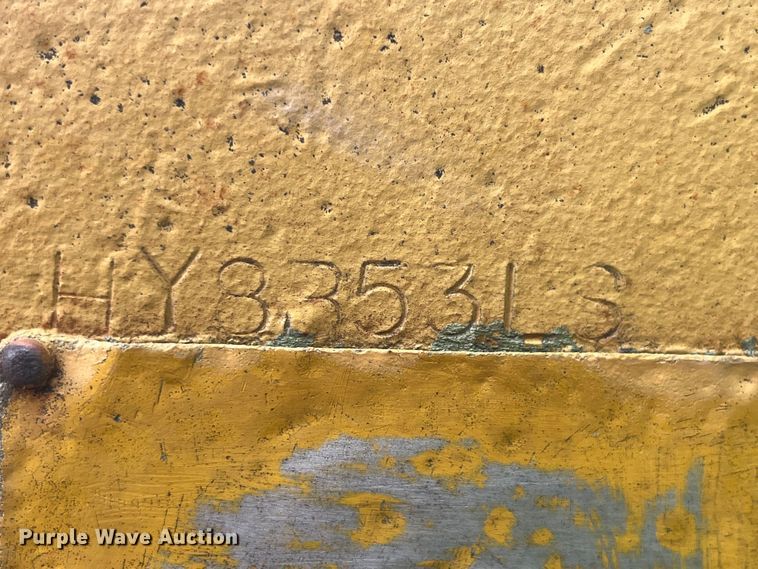 image for item EK8774 Hyster winch