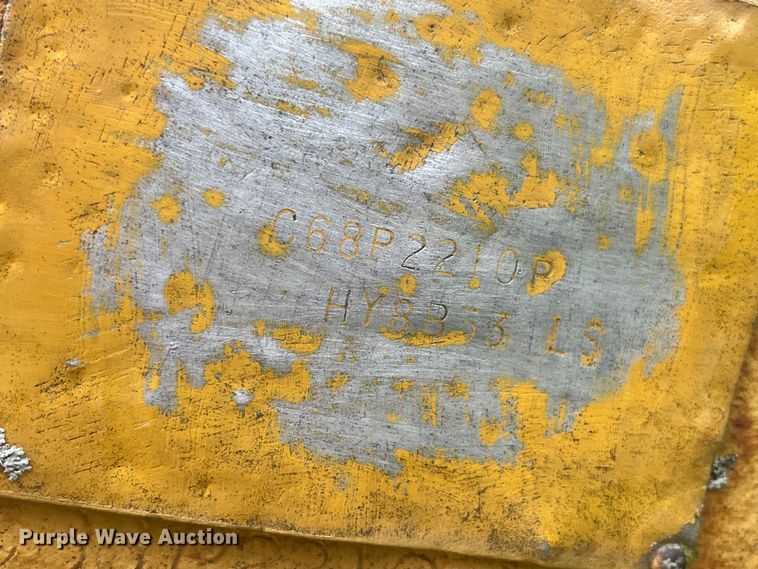 image for item EK8774 Hyster winch