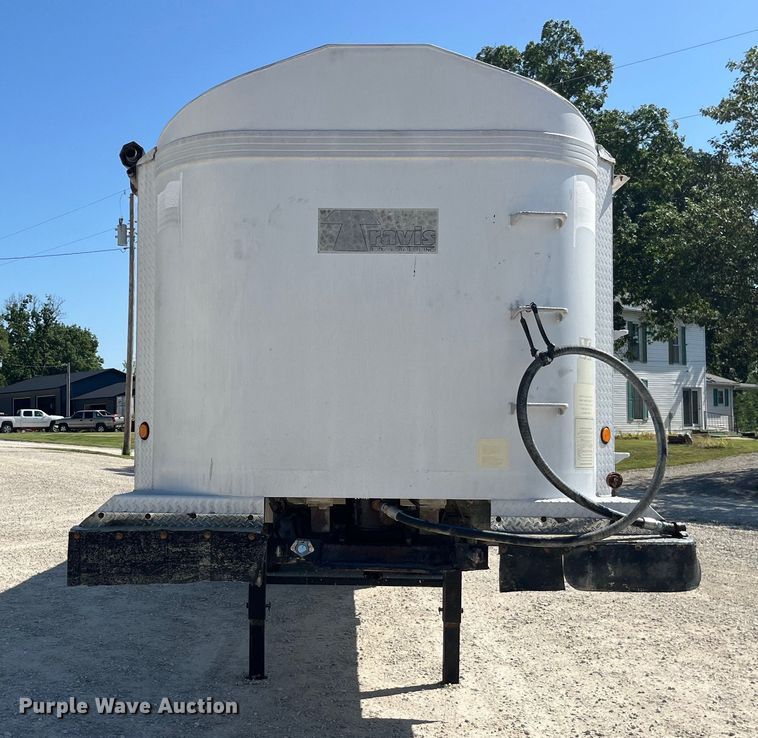 image for item EK8783 1995 Travis 37.6FT TRAVIS P L end dump trailer
