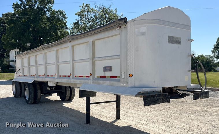 image for item EK8783 1995 Travis 37.6FT TRAVIS P L end dump trailer