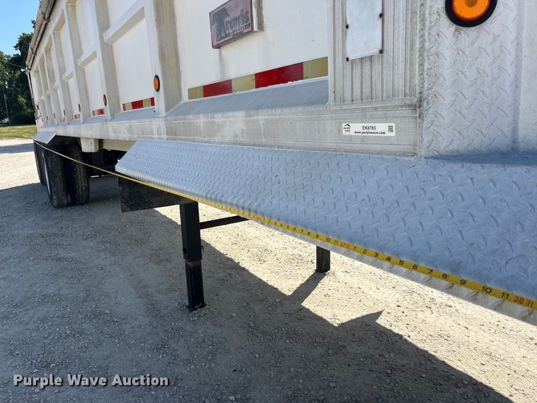 image for item EK8783 1995 Travis 37.6FT TRAVIS P L end dump trailer