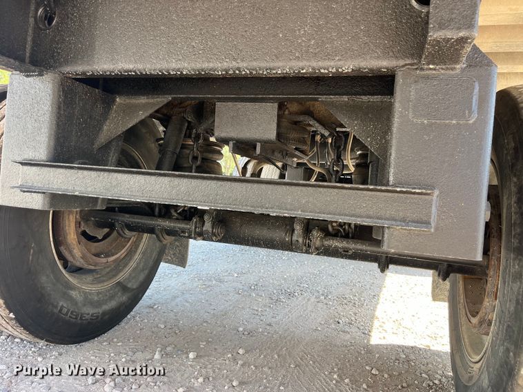 image for item EK8783 1995 Travis 37.6FT TRAVIS P L end dump trailer