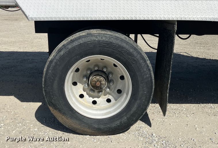 image for item EK8783 1995 Travis 37.6FT TRAVIS P L end dump trailer