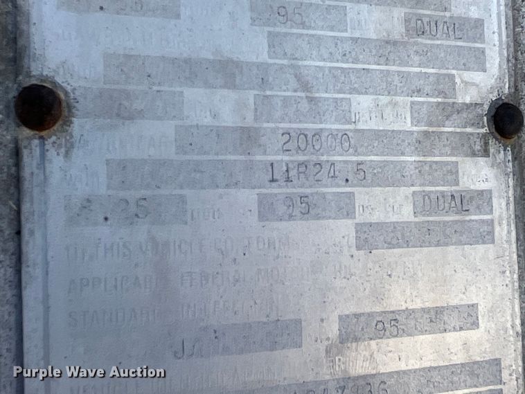 image for item EK8783 1995 Travis 37.6FT TRAVIS P L end dump trailer