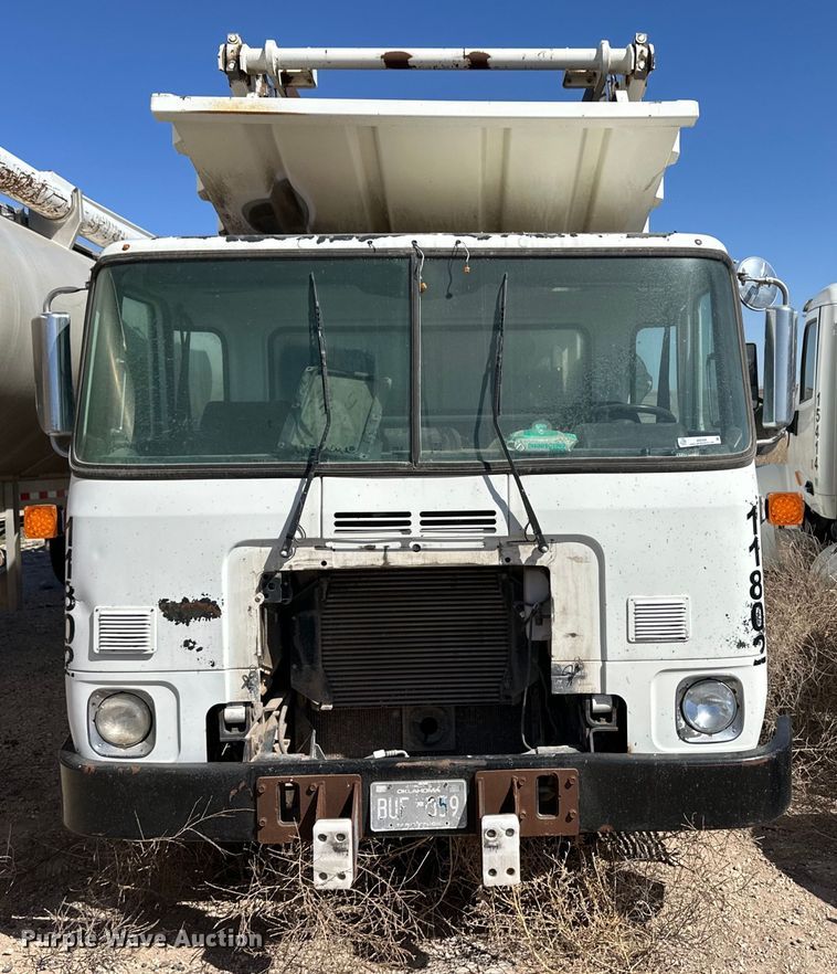 image for item IB9404 2012 AutoCar  Xpeditor refuse truck