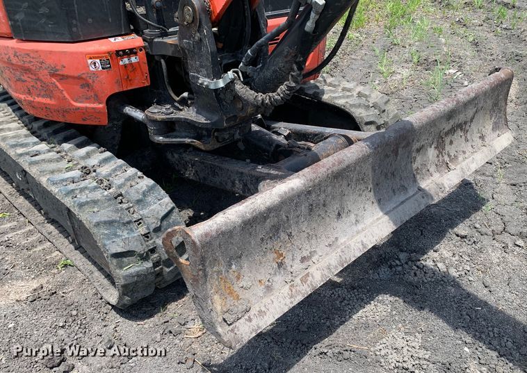 image for item JT9805 2017 Kubota U35-4 mini excavator