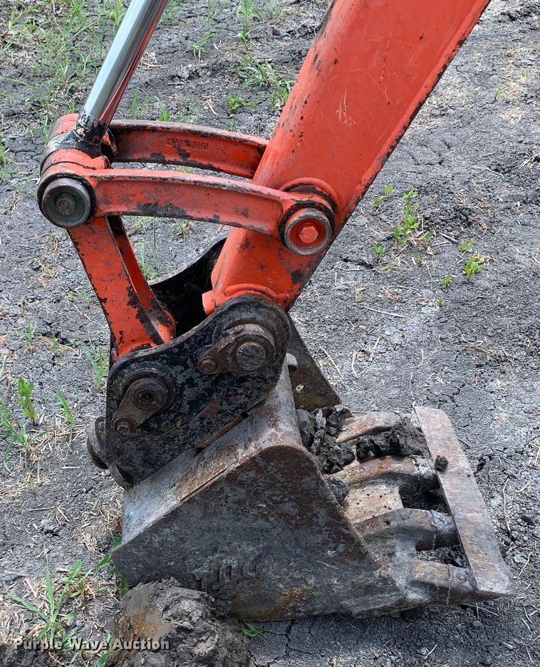 image for item JT9805 2017 Kubota U35-4 mini excavator