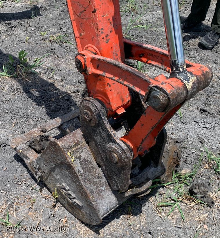 image for item JT9805 2017 Kubota U35-4 mini excavator