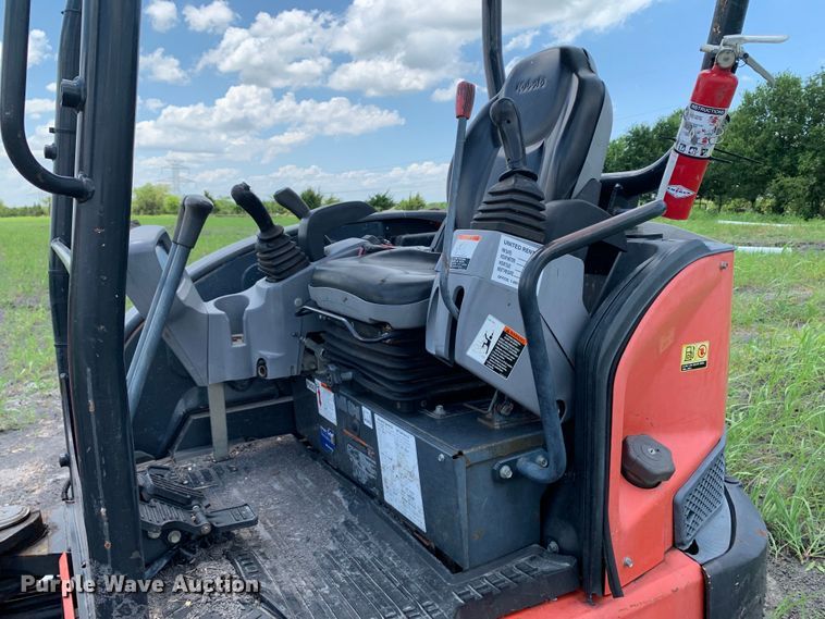 image for item JT9805 2017 Kubota U35-4 mini excavator