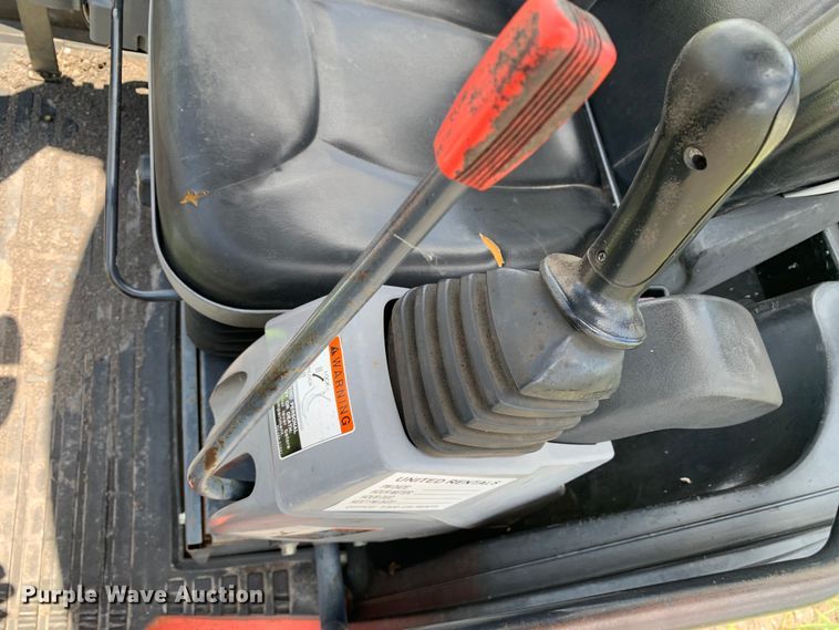 image for item JT9805 2017 Kubota U35-4 mini excavator