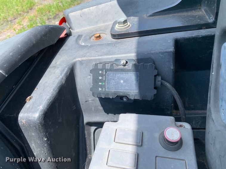 image for item JT9805 2017 Kubota U35-4 mini excavator