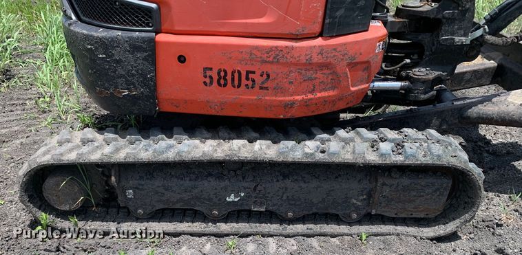 image for item JT9805 2017 Kubota U35-4 mini excavator